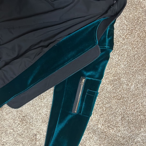 Vintage Green Bomber Jacket - Picture 10 of 11